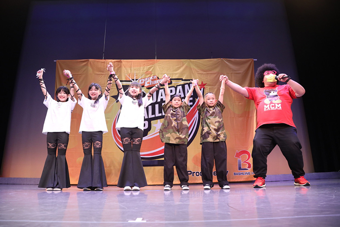 F6D8D5B6-70C3-4548-B703-21DE537E1AF4_1_105_c